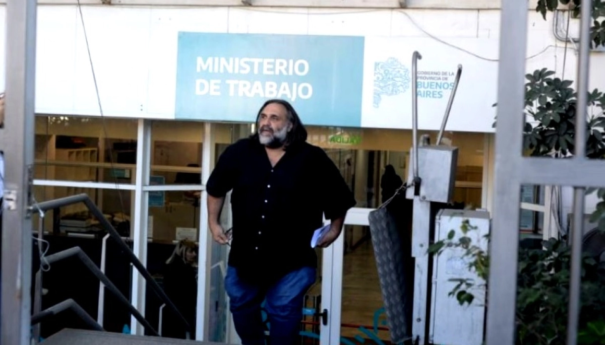 Estudio reveló que los docentes bonaerenses están entre los peores pagos y oficializaron el paro