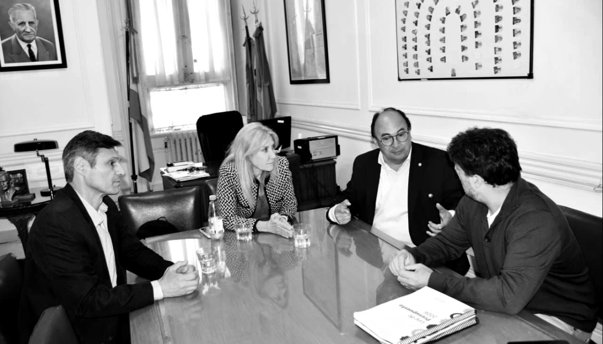 Interna en la UCR bonaerense: el abadismo no logra contener a los otros espacios y sigue la tensión