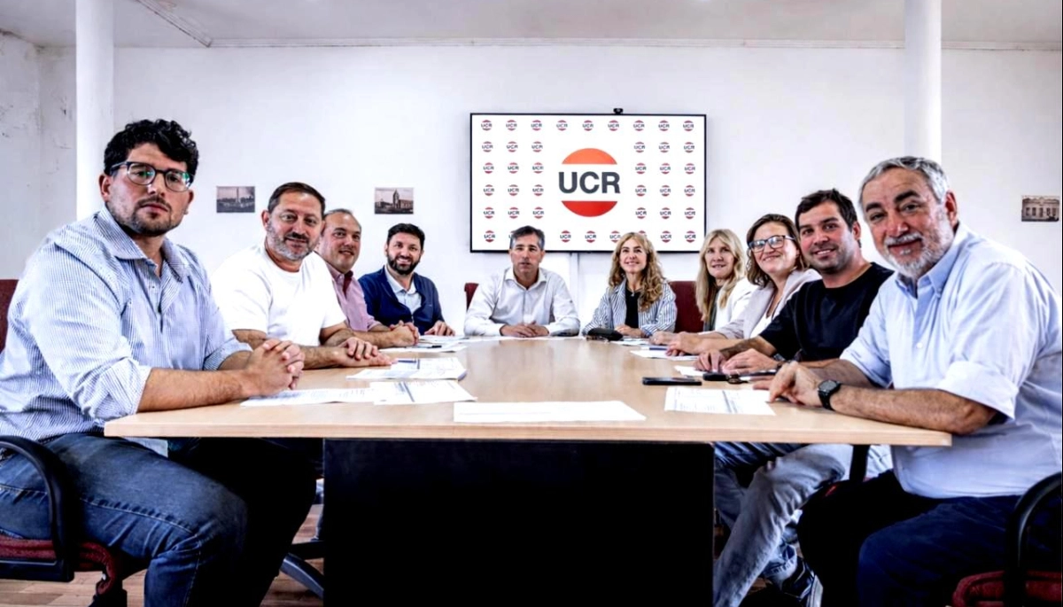 Con intendentes y legisladores, la UCR recorre la Cuarta Sección y consolida su volumen político