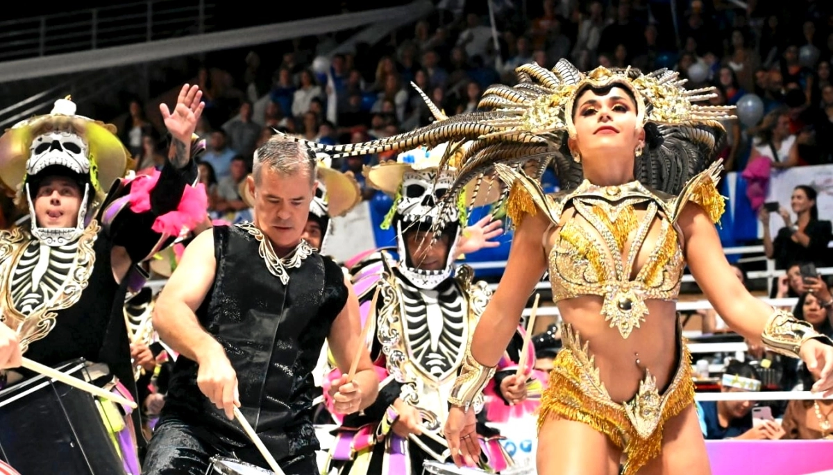 ¡Pentacampeona! La comparsa Papelitos ganó el Carnaval de Gualeguaychú 2026