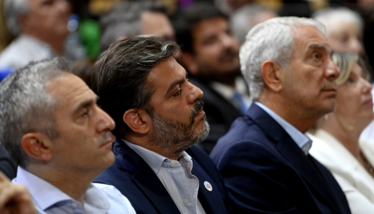 Ministro de Kicillof aplacó la interna tras críticas de La Cámpora por no mencionar a Cristina Kirchner