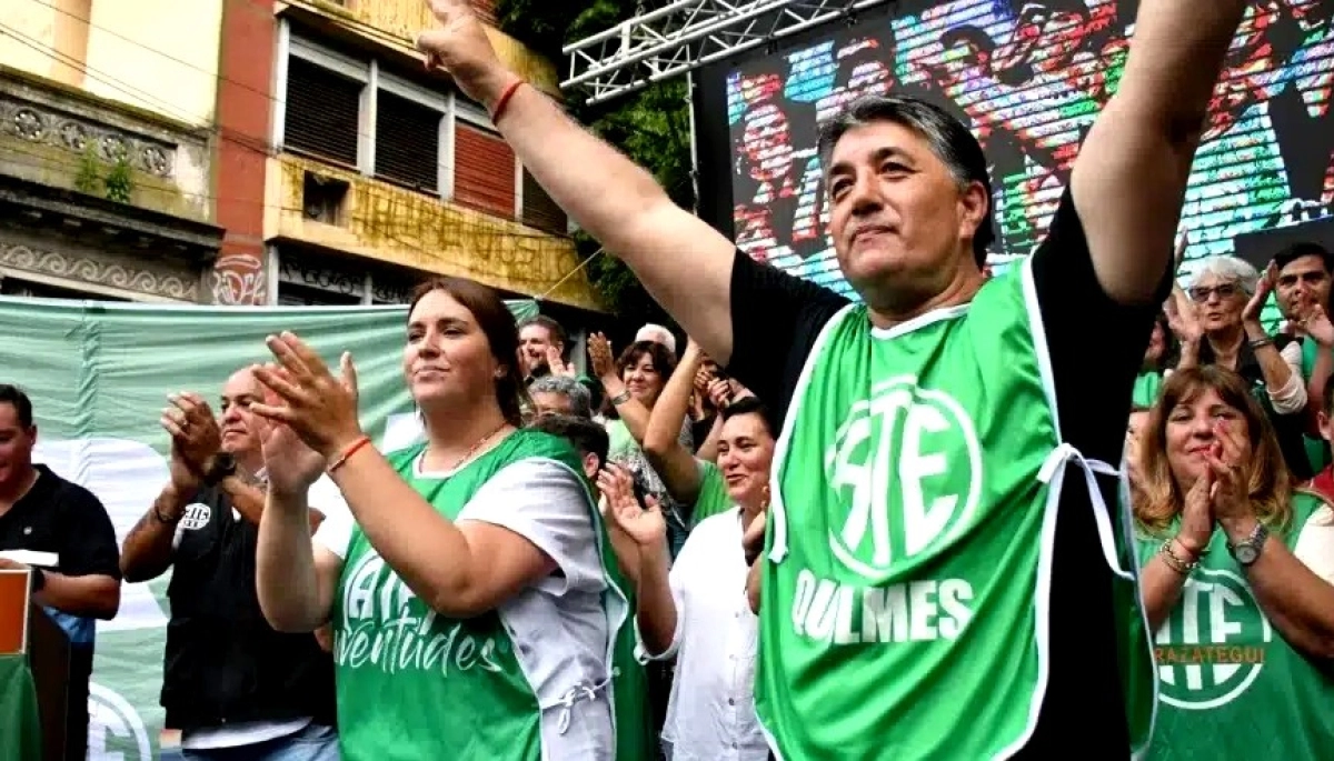 Estatales aceptaron el aumento de Kicillof y los docentes bonaerenses evalúan su respuesta