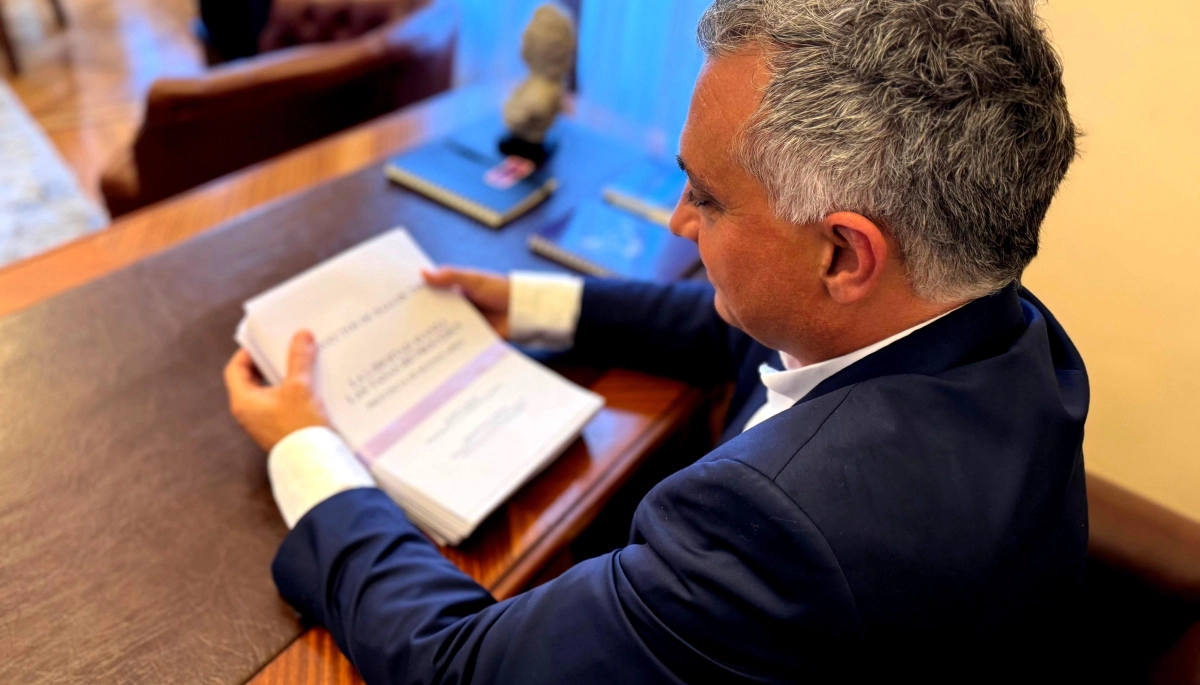 Los libertarios lanzaron su ofensiva para bajar tasas en 116 municipios de la Provincia de Buenos Aires