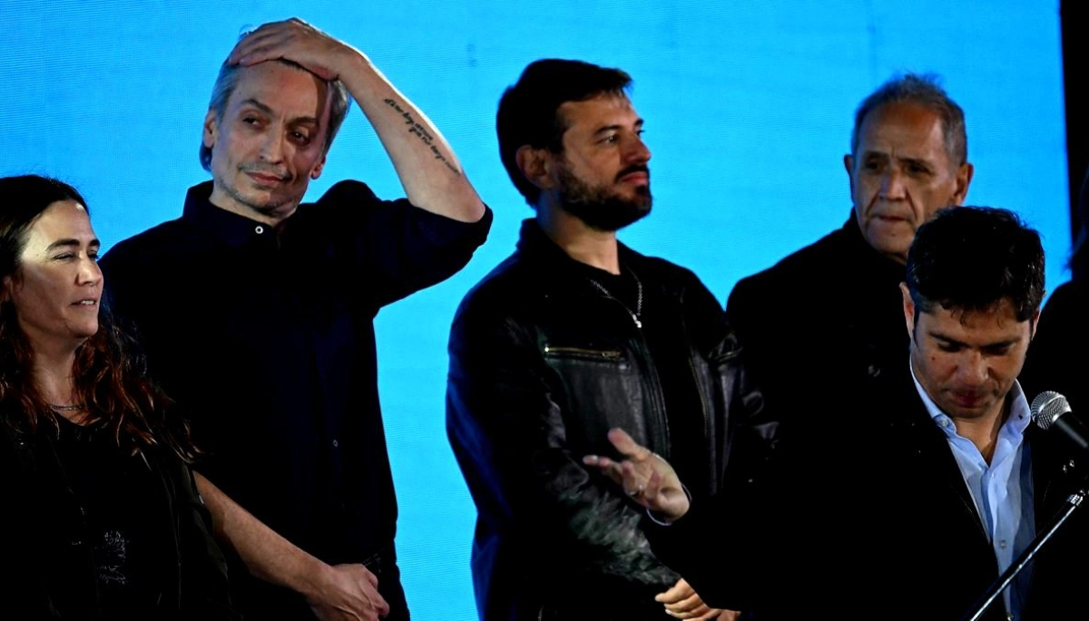 A base de picantes indirectas, Máximo Kirchner salió a contradecir al kicillofismo