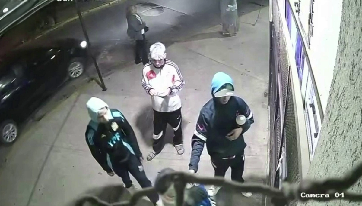 El antojo le salió caro en Merlo: se detuvieron a comprar en un kiosco y "pirañas" les robaron todo