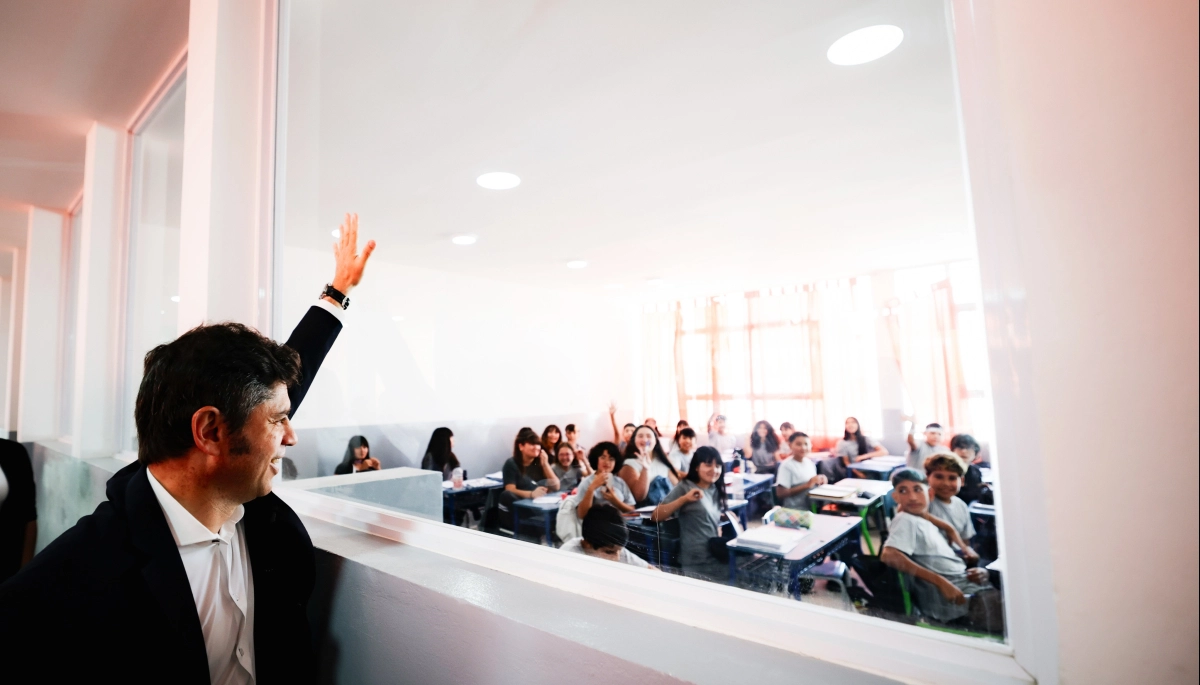 Con críticas al modelo de Milei, Kicillof inauguró nuevos edificios educativos en Ezeiza