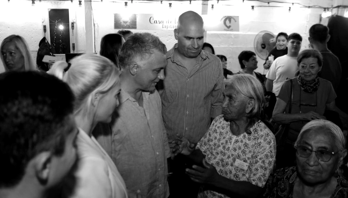 Pareja plantó la bandera libertaria ante Bianco en Expoagro y recrudece diferencias por Santilli