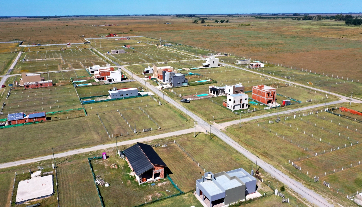 La transformación urbana de Domselaar: de pueblo ferroviario a polo residencial del sur bonaerense