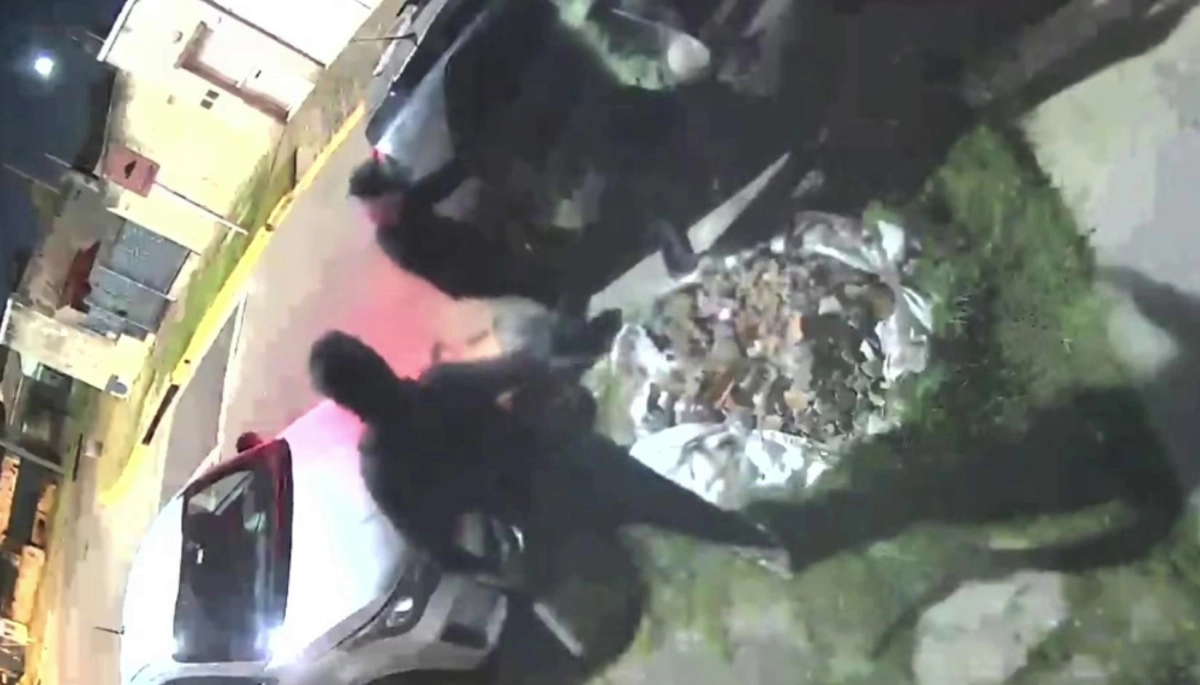 Entradera en Merlo: junto al hijo enfrentó a violenta banda que les rompió la puerta con patadas