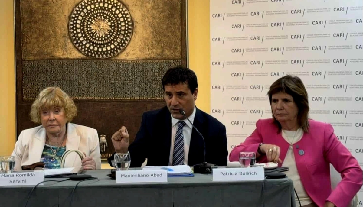 Foto con Bullrich: un sector del radicalismo bonaerense avaló la Boleta Única y criticó la suspensión de las PASO