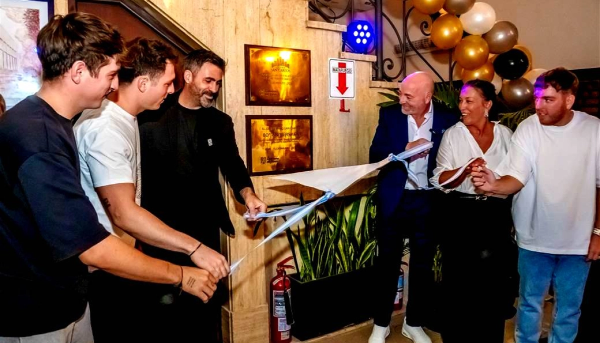 Junín: Fiorini estuvo presente en los festejos por los 80 años del Cine Teatro “San Carlos”