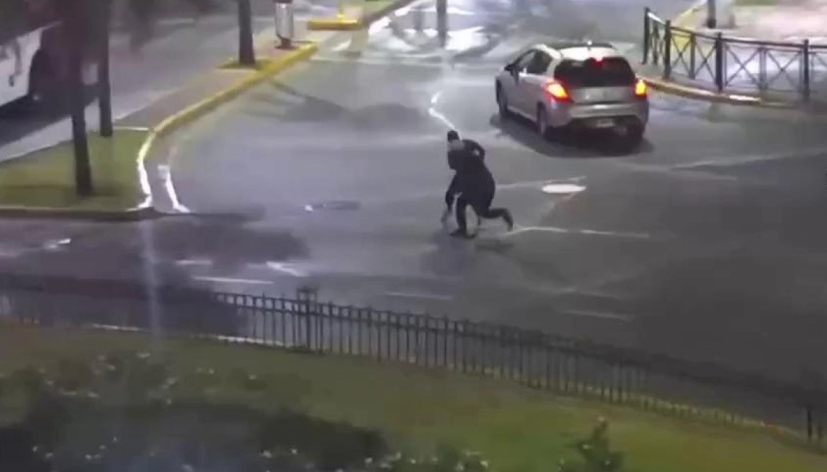 Violenta pelea en medio del tránsito acabó con varios detenidos en Tigre