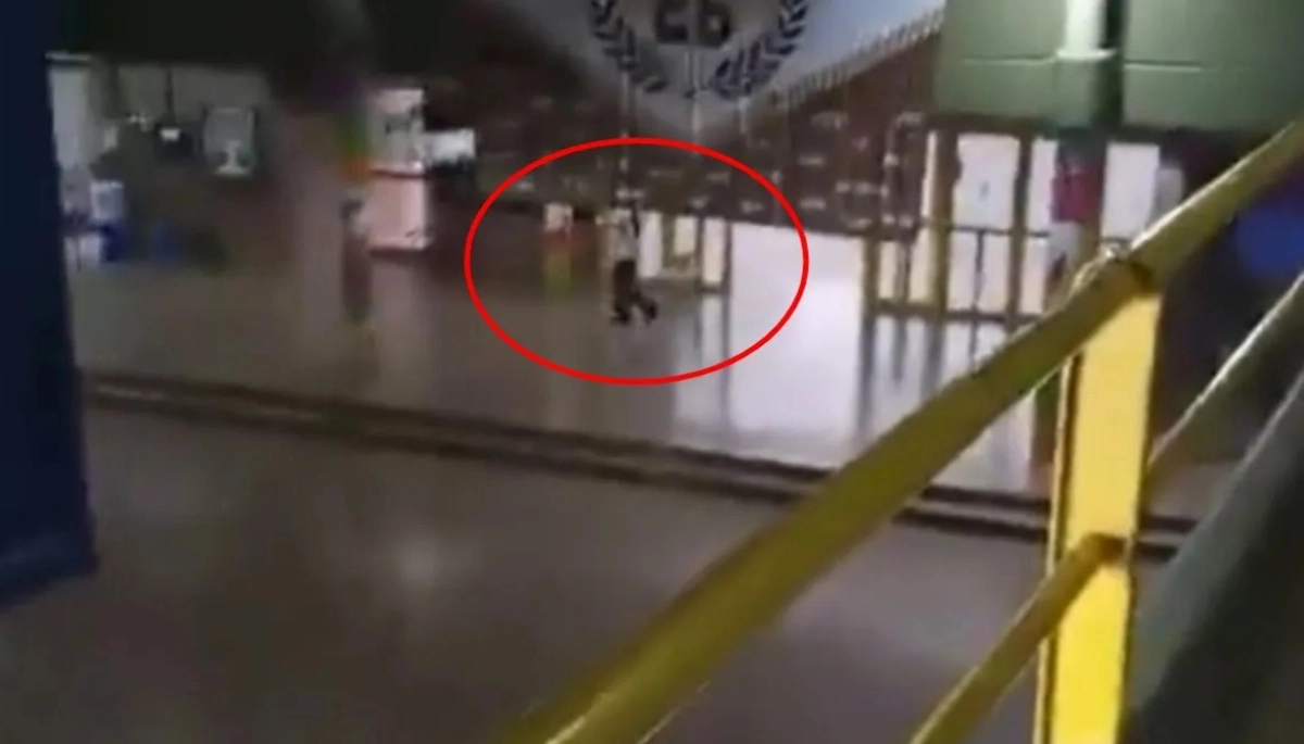 Terror y tragedia en una escuela de Santa Fe: un alumno disparó con una escopeta, mató a un compañero e hirió a dos