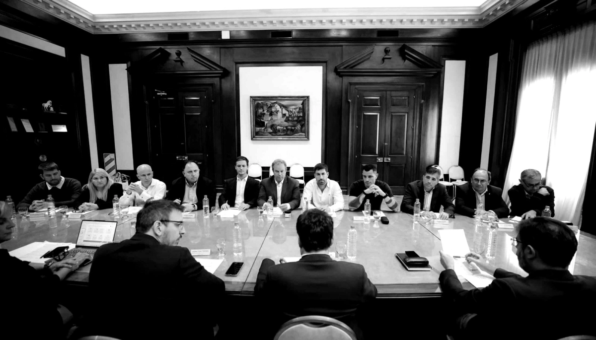 Municipios bonaerenses al límite: cómo la crisis vacía las cajas comunales