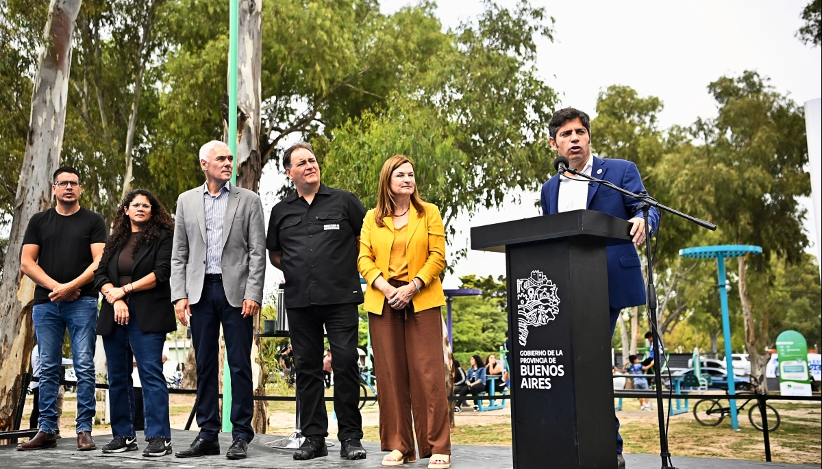 Desde Berisso, Kicillof volvió a confrontar con Milei: “Desfinancia la seguridad y niega esta problemática”