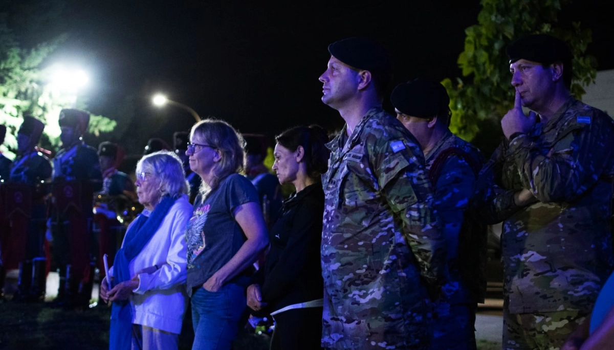 Con un emotivo acto, Magdalena conmemoró el Día de los Veteranos y Caídos en la Guerra de Malvinas