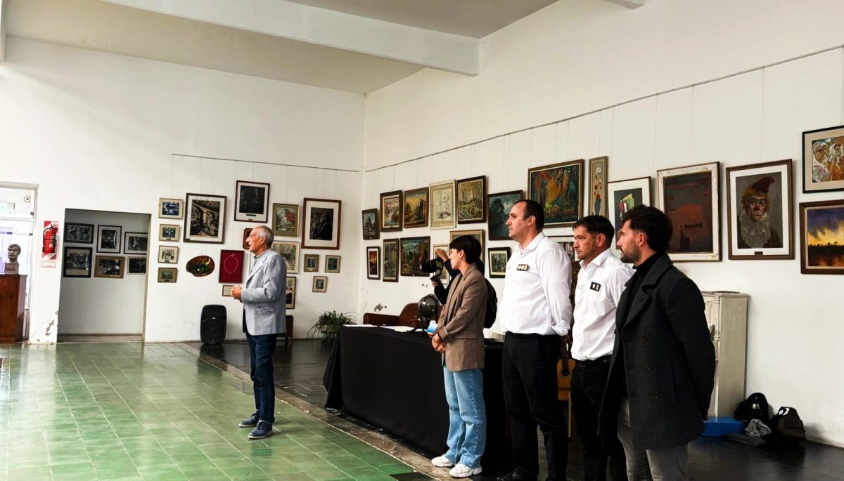 Lucía Gómez encabezó el sorteo de viviendas destinadas a policías de Adolfo Gonzales Chaves