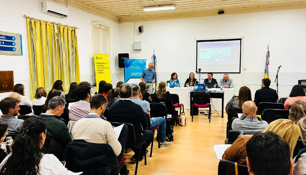 Bolívar dijo presente en un encuentro clave de profesionales en ciencias económicas