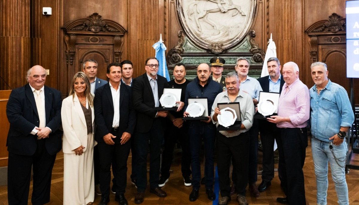 En el Salón San Martín: la Legislatura porteña homenajeó a sus veteranos de la Guerra de Malvinas