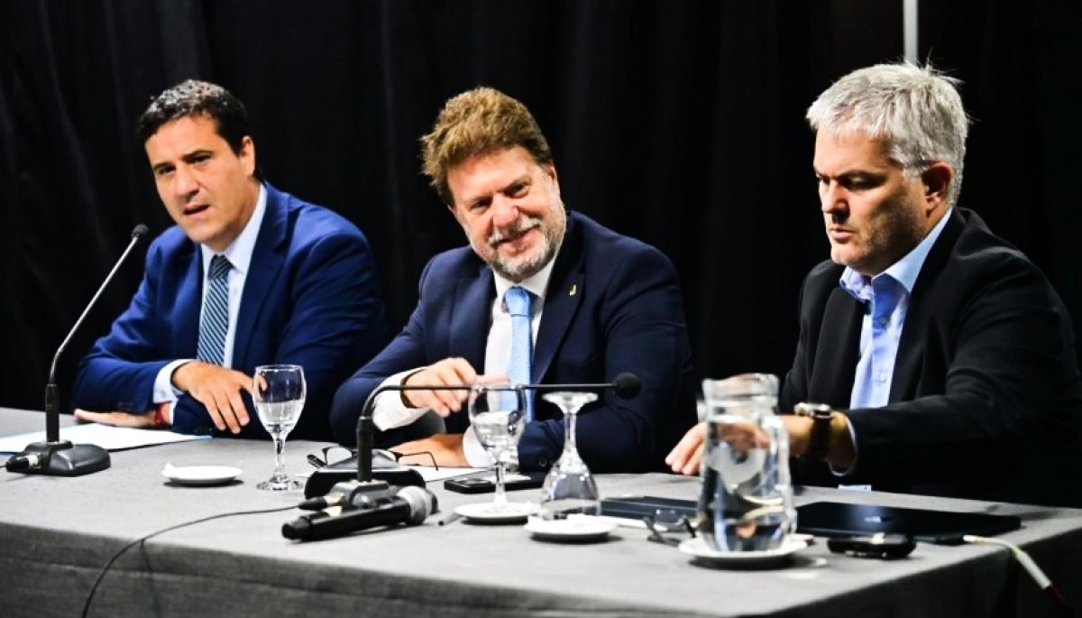 Entre reclamos y pedidos, el radicalismo cruzó a Kicillof: “Lo que tiene que hacer es cumplir la ley”