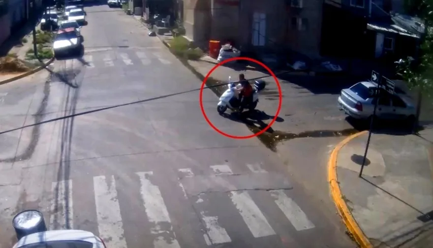El sistema ESCUDO y la patrulla municipal detuvieron a un ladrón de moto en Vicente López