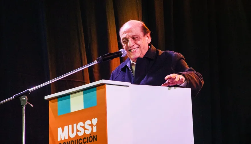 Diputados de Nuevos Aires busca declarar a un histórico barón del Conurbano Ciudadano Ilustre bonaerense