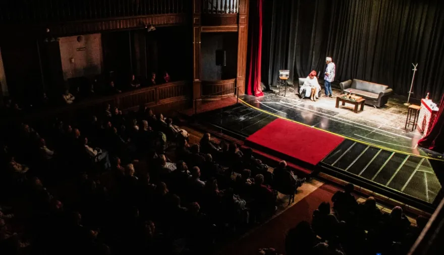 Con una sala repleta, el Teatro Español de Magdalena fue testigo de la obra “Soy tu ángel”