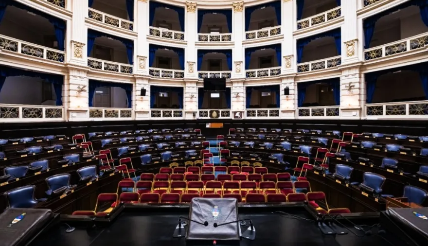 La Legislatura bonaerense sigue sin comisiones y acumula proyectos sin tratar