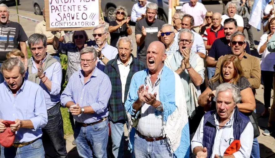 Retención de tareas en ARBA contra la gestión de Girard complican los trámites en el mercado inmobiliario