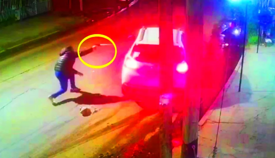 Policía de civil se resistió a balazos al robo de la camioneta en Varela
