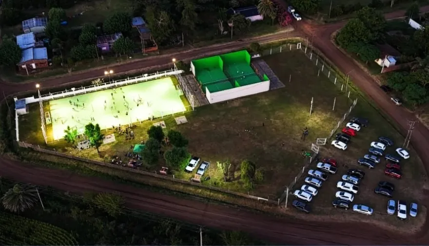 Egüen destacó la gran convocatoria en el Polideportivo de Pedernales re-transformado
