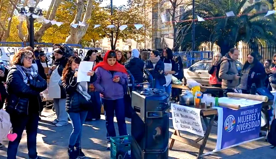 Otra protesta contra Kicillof: trabajadoras del ministerio de la Mujer salen a la calle por mejores salarios
