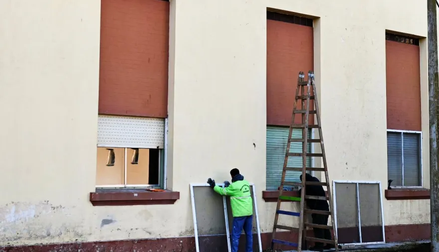 25 de Mayo avanza con obras de impermeabilización, reparación y pintura integral en el Hospital Unzué