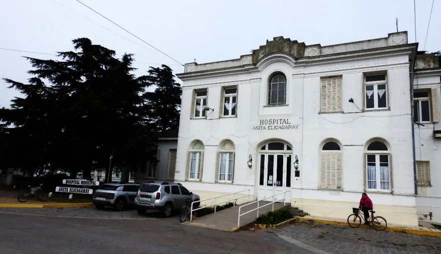 Adolfo Gonzales Chaves: robaron equipamiento clave del Hospital Municipal Anita Eliçagaray