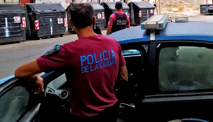 Detuvieron a varios hombres que habrían intentado robar un edificio en La Ciudad