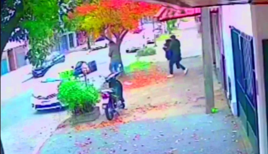 En La Plata desvalijaron una casa a las 3 de la tarde y nadie vio nada