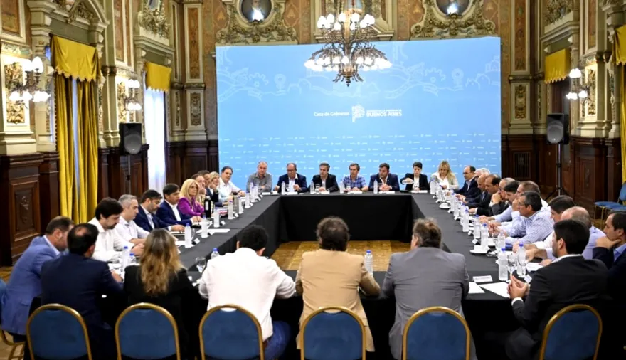 Municipios bonaerenses en alerta: la coparticipación no alcanza y crece la tensión con Provincia y Nación