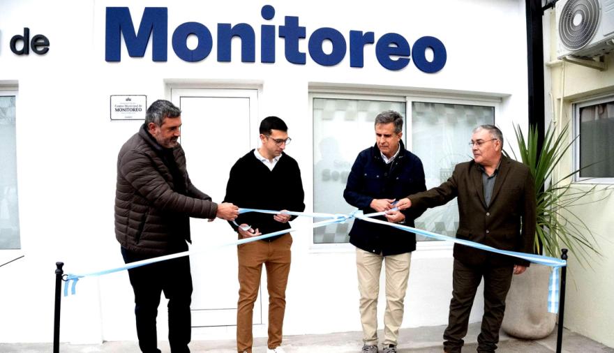 122° aniversario de América: el Municipio de Rivadavia inauguró un nuevo centro de monitoreo
