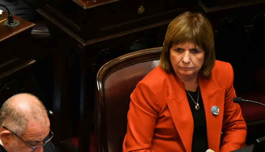 Bullrich volvió a marcar distancia de Adorni: cuestionó grandes detalles de su Declaración Jurada