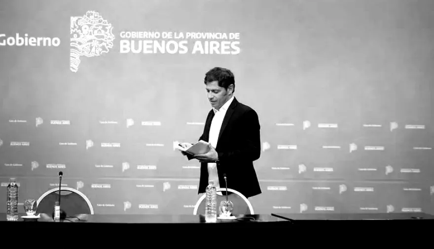 El plan electoral de Kicillof y una etapa decisiva: re-reelecciones, PASO en Provincia y desdoblamiento