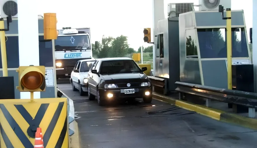 Ruta 6: el gobierno de Kicillof activó un peaje que llevaba años frenado