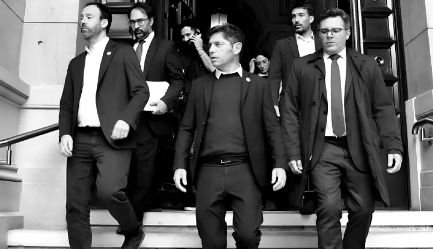 Kicillof eligió el silencio y mantiene a los funcionarios ligados a La Cámpora