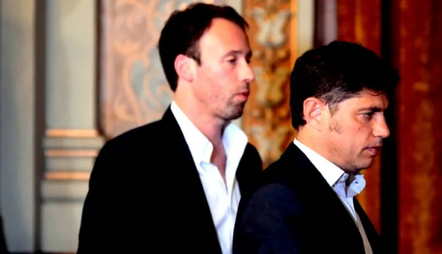 Falta de transparencia, endeudamiento y número rojos: Kicillof y el desbarajuste bonaerense expuestos