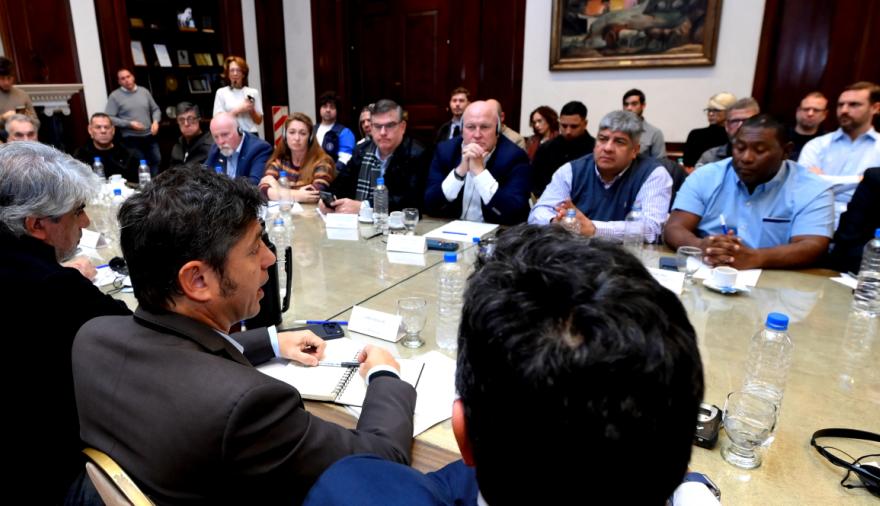 Kicillof refuerza lazos con el sindicalismo: encuentro con Pablo Moyano y un guiño a la interna peronista