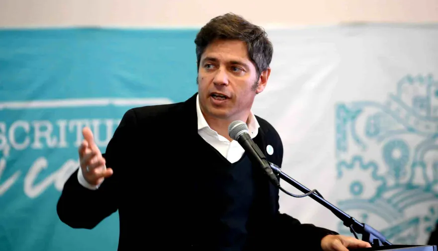 “Inconstitucional”: colegios privados cargan judicialmente contra Kicillof por una medida de sobre los aportes jubilatorios
