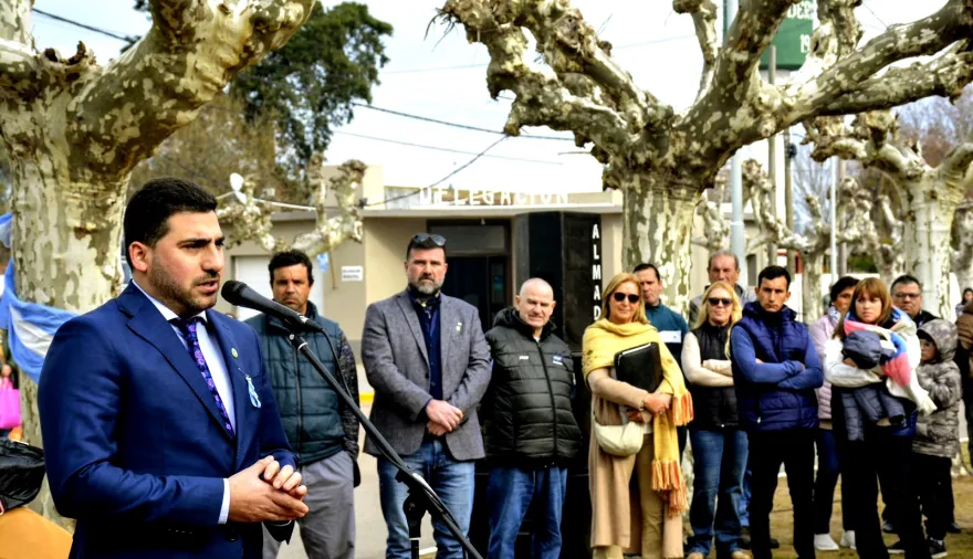 En el festejo del Día de la Independencia en 25 de Mayo, Egüen dejó un mensaje y definió el futuro de Pedernales