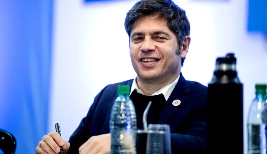 Kicillof estampó la firma y completó casilleros para el Consejo de la Magistratura