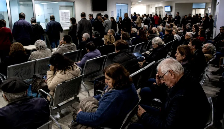 Prestadores en alerta: buscan una salida ante la crisis del PAMI por la atención a jubilados