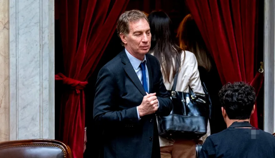 Santilli ratificó a Scioli en el gobierno de Milei y un exintendente bonaerense fue designado