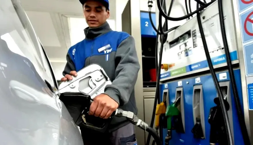 La Justicia Federal frenó una resolución del gobierno de Milei y obligó a informar la suba de precios en combustibles